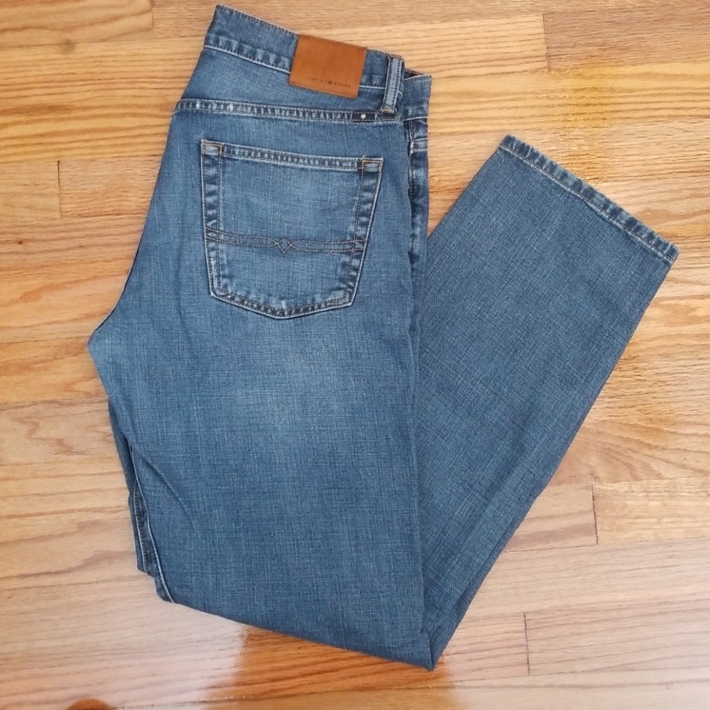 Lucky brand Jean's 221 original straight 34x32